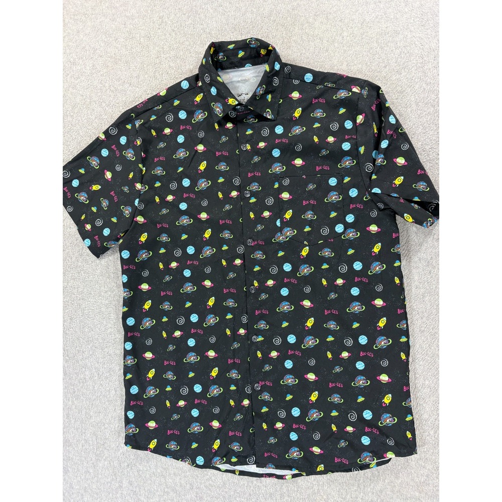 Buc-ee's Space Theme Short Sleeve Button Down Shirt (Men's Large) Black